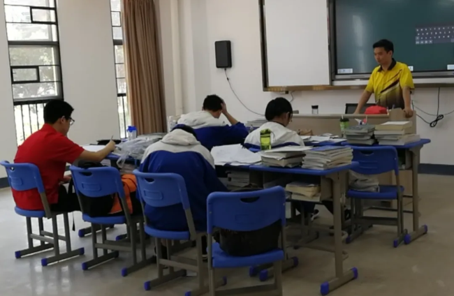 图片关键词