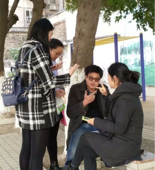 图片关键词