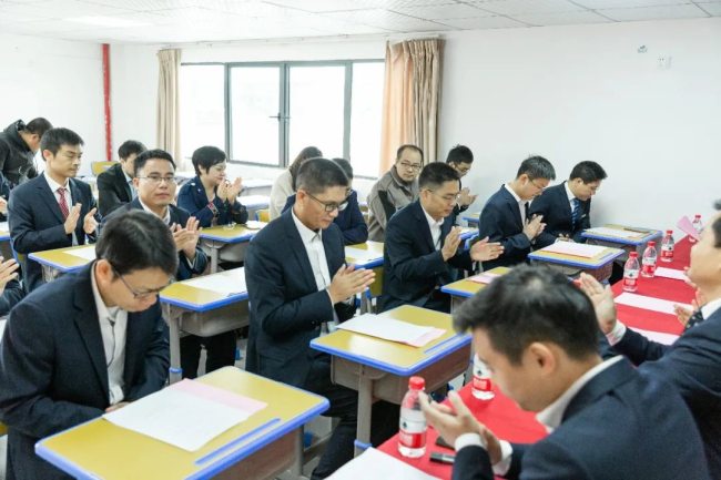 图片关键词 图片关键词