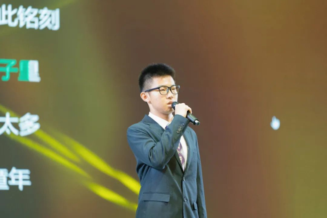 图片关键词
