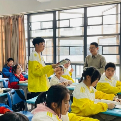 面向十四五·走进厚外党员教师（第十一期）建党百年-寻先锋汲力量