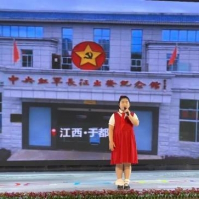 讲好红色故事 传承红色精神 - 厚外小学部红色故事大赛
