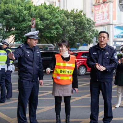 【点赞】有序上下学 齐心护成长